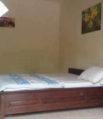 Mimba Private House Pensión 3*